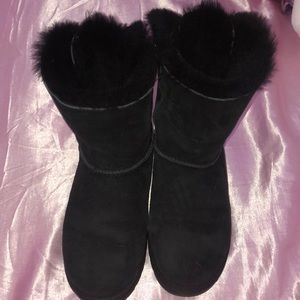 UGG BOOTS WITH BOWS ON BACK